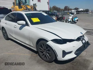 2019 BMW 3 Series 330i with VIN WBA5R1C50KFH26305, listed as a IAAI auction lot 41965645 with 71,150 mi miles and . Bid and sale history available at DreamBid. Image 13.