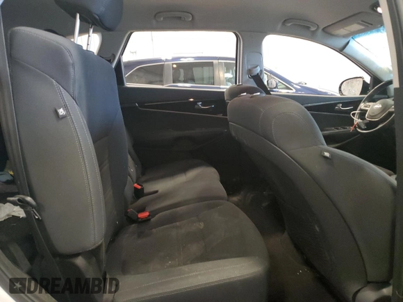 2019 Kia Sorento LX z VIN 5XYPGDA38KG437641, wystawiony jako Copart lot #57094315 z przebiegiem 48 936 mil mil oraz Szkoda całkowita • Salvage title. Historia ofert i sprzedaży dostępna na DreamBid. Obrazek 11.