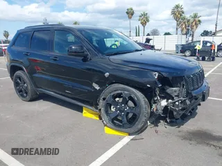 2018 Jeep Grand Cherokee Laredo с VIN 1C4RJFAG1JC503927, выставлен на аукционе IAAI как лот 41913419 с пробегом 65 941 миль миль и . История ставок и продаж доступна на DreamBid. Изображение 1.