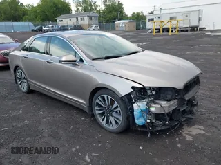 2020 Lincoln MKZ Reserve z VIN 3LN6L5F98LR615478, wystawiony jako IAAI lot #42626070 z przebiegiem 24 361 mil mil oraz . Historia ofert i sprzedaży dostępna na DreamBid. Obrazek 1.