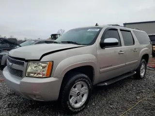 2007 Chevrolet Suburban LT with VIN 3GNFK16347G248390, listed as a Copart auction lot 44338025 with 322,147 mi miles and Salvage Title. Bid and sale history available at carsss.com. Image 1.