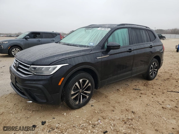2022 Volkswagen Tiguan S with VIN 3VV1B7AX9NM034513, listed as a Copart auction lot 43019025 with 71,010 mi miles and Salvage Title. Bid and sale history available at carsss.com. Image 1.