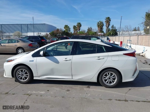 2020 Toyota Prius Prime LE with VIN JTDKARFP1L3124814, listed as a IAAI auction lot 41856134 with NaN miles. Bid and sale history available at carsss.com. Image 14.