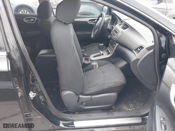 2014 Nissan Sentra SR with VIN 3N1AB7AP4EY249047, listed as a IAAI auction lot 41950410 with 173,719 mi miles. Bid and sale history available at carsss.com. Image 5.