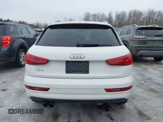 2017 Audi Q3 Premium z VIN WA1BCCFS4HR016424, wystawiony jako IAAI lot #41627278 z przebiegiem 60 028 mil mil oraz . Historia ofert i sprzedaży dostępna na DreamBid. Obrazek 16.