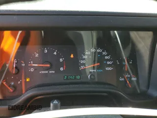 2005 Jeep Wrangler X with VIN 1J4FA39S15P310714, listed as a Copart auction lot 51512025 with 214,218 mi miles and Clean Title. Bid and sale history available at carsss.com. Image 9.