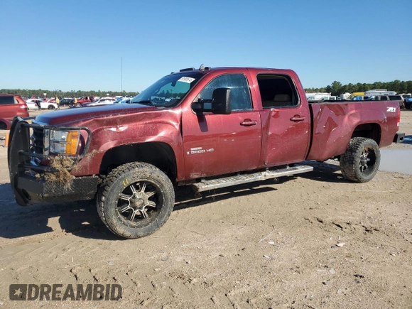 2008 GMC Sierra 3500HD SRW SLT z VIN 1GTHK33648F142584, wystawiony jako Copart lot #81503574 z przebiegiem 209 220 mil mil oraz Szkody całkowita. Historia ofert i sprzedaży dostępna na DreamBid. Obrazek 1.
