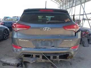 2017 Hyundai Tucson Value with VIN KM8J33A23HU472898, listed as a IAAI auction lot 41634205 with 81,690 mi miles. Bid and sale history available at carsss.com. Image 17.