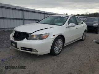 2011 Acura RL Technology with VIN JH4KB2F63BC000147, listed as a Copart auction lot 86130774 with 215,685 mi miles and Salvage Title. Bid and sale history available at DreamBid. Image 1.