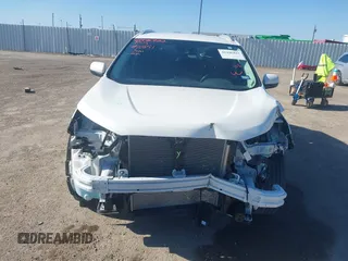 2022 Ford Edge SEL z VIN 2FMPK4J90NBA02961, wystawiony jako IAAI lot #41446422 z przebiegiem 29 313 mil mil oraz . Historia ofert i sprzedaży dostępna na DreamBid. Obrazek 6.
