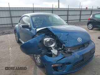 2017 Volkswagen Beetle Fleet with VIN 3VWF17AT8HM615782, listed as a IAAI auction lot 42261393 with 122,015 mi miles and . Bid and sale history available at DreamBid. Image 1.