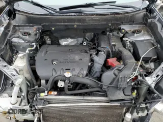 2017 Mitsubishi Outlander ES z VIN JA4AP3AU3HZ010087, wystawiony jako Copart lot #41060854 z przebiegiem 127 327 mil mil oraz Szkoda całkowita • Salvage title. Historia ofert i sprzedaży dostępna na DreamBid. Obrazek 12.