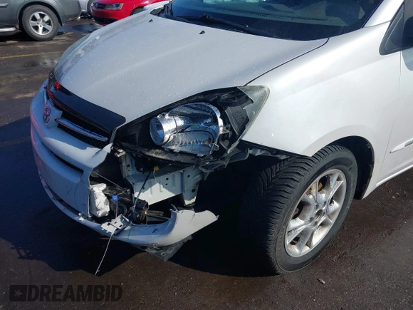 2005 Toyota Sienna XLE with VIN 5TDZA22C85S256737, listed as a IAAI auction lot 41635747 with 195,561 mi miles and . Bid and sale history available at DreamBid. Image 6.