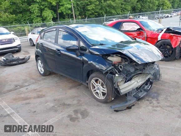 2019 Ford Fiesta SE z VIN 3FADP4EJ7KM102259, wystawiony jako IAAI lot #42265135 z przebiegiem 94 445 mil mil oraz . Historia ofert i sprzedaży dostępna na DreamBid. Obrazek 1.