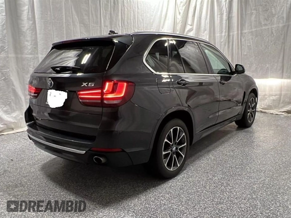 2017 BMW X5 xDrive35i z VIN 5UXKR0C30H0V79957, wystawiony jako Copart lot #57825565 z przebiegiem 42 146 mil mil oraz Czysty tytuł • Clean title. Historia ofert i sprzedaży dostępna na DreamBid. Obrazek 4.