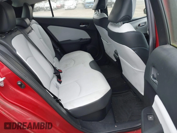 2017 Toyota Prius Two with VIN JTDKARFUXH3531849, listed as a IAAI auction lot 41301786 with 92,163 mi miles. Bid and sale history available at carsss.com. Image 8.