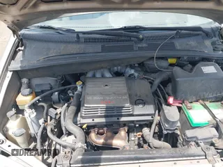 2001 Toyota Sienna LE with VIN 4T3ZF13C01U325889, listed as a IAAI auction lot 42795570 with 211,585 mi miles and . Bid and sale history available at DreamBid. Image 10.