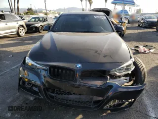 2018 BMW 3 Series 340i z VIN WBA8B3G53JNV01059, wystawiony jako Copart lot #85485684 z przebiegiem 106 084 mil mil oraz Szkoda całkowita • Salvage title. Historia ofert i sprzedaży dostępna na DreamBid. Obrazek 5.