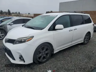 2019 Toyota Sienna SE z VIN 5TDXZ3DC5KS994610, wystawiony jako Copart lot #45057215 z przebiegiem 122 416 mil mil oraz Szkoda całkowita • Salvage title. Historia ofert i sprzedaży dostępna na DreamBid. Obrazek 1.