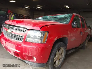 2012 Chevrolet Avalanche LS with VIN 3GNTKEE75CG284999, listed as a IAAI auction lot 41441903 with 232,066 mi miles. Bid and sale history available at carsss.com. Image 17.