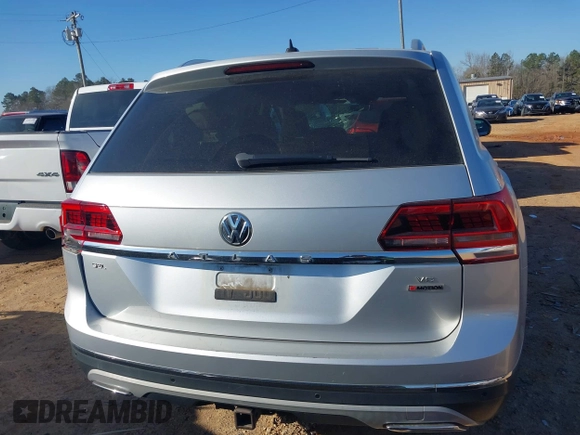 2018 Volkswagen Atlas SEL Premium с VIN 1V2NR2CA9JC503746, выставлен на аукционе IAAI как лот 41497254 с пробегом 125 162 миль миль и . История ставок и продаж доступна на DreamBid. Изображение 16.