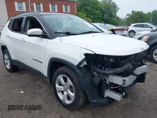 2019 Jeep Compass Latitude с VIN 3C4NJDBB9KT834332, выставлен на аукционе IAAI как лот 42446538 с пробегом 100 510 миль миль и . История ставок и продаж доступна на DreamBid. Изображение 1.