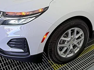 2022 Chevrolet Equinox LS z VIN 3GNAXHEV0NS245150, wystawiony jako IAAI lot #42550029 z przebiegiem 77 843 mil mil oraz . Historia ofert i sprzedaży dostępna na DreamBid. Obrazek 6.