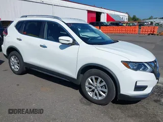 2020 Nissan Rogue S z VIN KNMAT2MV3LP506771, wystawiony jako IAAI lot #42051293 z przebiegiem 56 794 mil mil oraz . Historia ofert i sprzedaży dostępna na DreamBid. Obrazek 1.