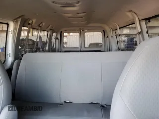 2008 Ford Econoline Passenger XL z VIN 1FBSS31L98DB42627, wystawiony jako Copart lot #63192154 z przebiegiem 111 494 mil mil oraz Szkoda całkowita • Salvage title. Historia ofert i sprzedaży dostępna na DreamBid. Obrazek 10.
