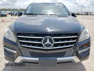 2012 Mercedes-Benz M 350 z VIN 4JGDA5HBXCA052165, wystawiony jako Copart lot #59205345 z przebiegiem 178 348 mil mil oraz Czysty tytuł • Clean title. Historia ofert i sprzedaży dostępna na DreamBid. Obrazek 5.