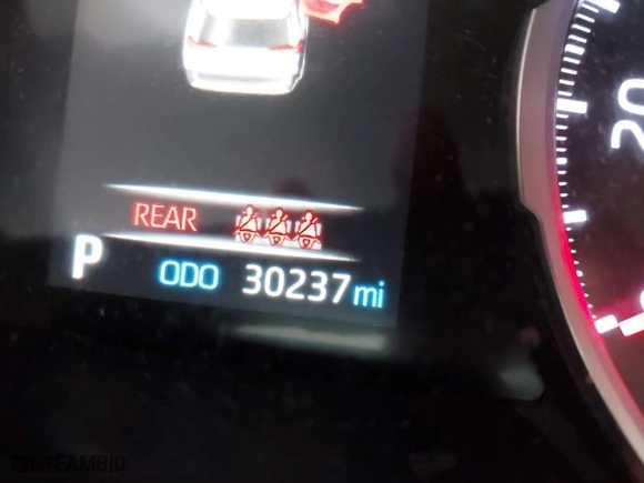 2019 Toyota RAV4 XLE with VIN 2T3W1RFV4KC021738, listed as a IAAI auction lot 41540970 with NaN miles. Bid and sale history available at carsss.com. Image 16.