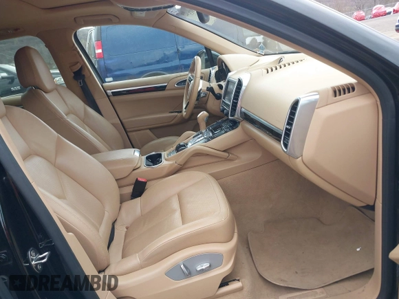 2015 Porsche Cayenne Diesel with VIN WP1AF2A29FLA31039, listed as a IAAI auction lot 42042677 with 157,884 mi miles and . Bid and sale history available at DreamBid. Image 5.