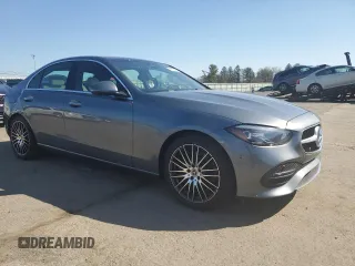 2025 Mercedes-Benz C 300 with VIN W1KAF4HB6SR246863, listed as a Copart auction lot 48716085 with 2,233 mi miles and Salvage Title. Bid and sale history available at DreamBid. Image 4.