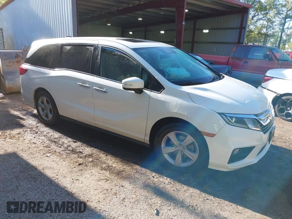 2019 Honda Odyssey EX-L with VIN 5FNRL6H74KB015835, listed as a IAAI auction lot 42044603 with 109,740 mi miles. Bid and sale history available at carsss.com. Image 1.