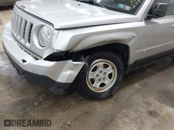 2013 Jeep Patriot Sport z VIN 1C4NJRBBXDD263102, wystawiony jako IAAI lot #42082219 z przebiegiem 102 744 mil mil oraz . Historia ofert i sprzedaży dostępna na DreamBid. Obrazek 6.