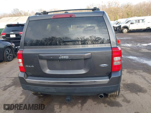 2017 Jeep Patriot High Altitude with VIN 1C4NJRFB1HD110320, listed as a IAAI auction lot 41152170 with 88,341 mi miles. Bid and sale history available at carsss.com. Image 16.
