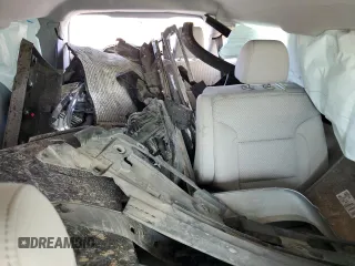 2022 GMC Acadia SLE с VIN 1GKKNKL40NZ143218, выставлен на аукционе Copart как лот 52798515 с пробегом Не указан миль и На запчасти • Non repairable. История ставок и продаж доступна на DreamBid. Изображение 10.