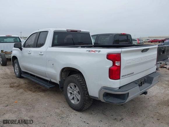 2019 Chevrolet Silverado 1500 LT with VIN 1GCRYDED7KZ349058, listed as a IAAI auction lot 41568500 with 115,928 mi miles. Bid and sale history available at carsss.com. Image 3.