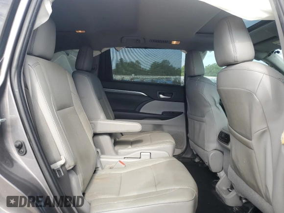 2019 Toyota Highlander Limited z VIN 5TDYZRFH0KS320526, wystawiony jako Copart lot #54825085 z przebiegiem 63 050 mil mil oraz Nie do naprawy • Non repairable. Historia ofert i sprzedaży dostępna na DreamBid. Obrazek 11.