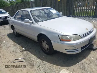 1994 Lexus ES 300 с VIN JT8GK13T3R0057082, выставлен на аукционе IAAI как лот 42439019 с пробегом 164 141 миль миль и . История ставок и продаж доступна на DreamBid. Изображение 1.