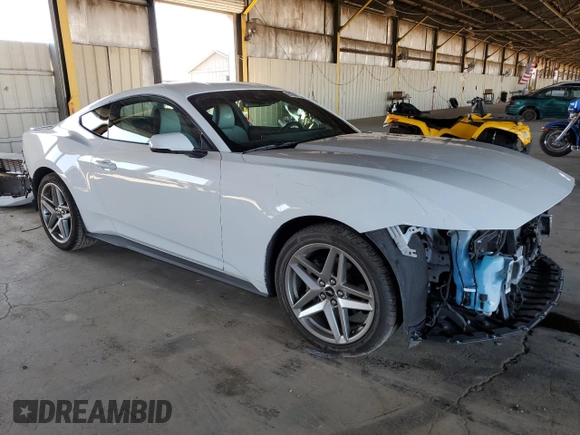 2024 Ford Mustang EcoBoost с VIN 1FA6P8TH0R5109893, выставлен на аукционе Copart как лот 61587155 с пробегом 15 479 миль миль и Списание • Salvage title. История ставок и продаж доступна на DreamBid. Изображение 4.
