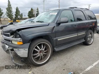 2004 Chevrolet Tahoe LS with VIN 1GNEC13T54R305561, listed as a Copart auction lot 49287825 with 271,576 mi miles and Salvage Title. Bid and sale history available at carsss.com. Image 1.