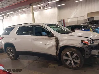 2019 Chevrolet Traverse LT Leather with VIN 1GNEVHKWXKJ147566, listed as a IAAI auction lot 40885257 with 116,690 mi miles. Bid and sale history available at carsss.com. Image 13.
