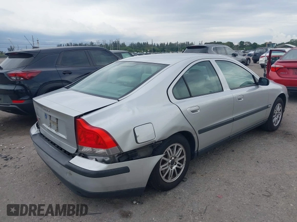 2004 Volvo S60 с VIN YV1RS61T842410353, выставлен на аукционе IAAI как лот 41880811 с пробегом 94 697 миль миль и . История ставок и продаж доступна на DreamBid. Изображение 4.
