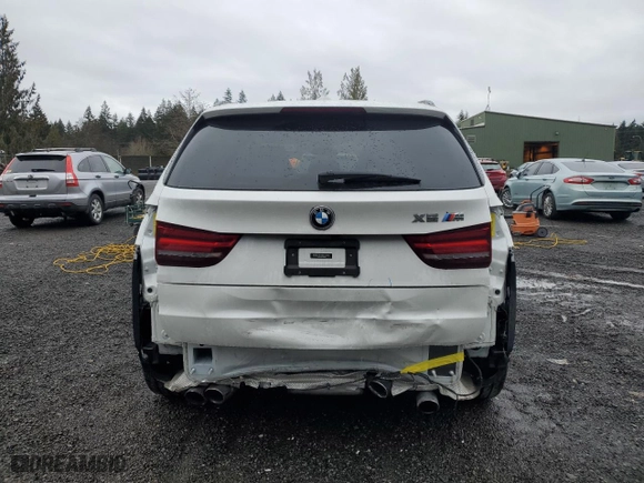 2015 BMW X5 M with VIN 5YMKT6C54F0C89266, listed as a Copart auction lot 45340675 with 22,347 mi miles and Salvage Title. Bid and sale history available at carsss.com. Image 6.