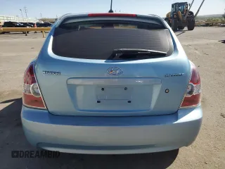 2010 Hyundai Accent GS z VIN KMHCM3AC4AU174333, wystawiony jako Copart lot #54440125 z przebiegiem 63 312 mil mil oraz Szkoda całkowita • Salvage title. Historia ofert i sprzedaży dostępna na DreamBid. Obrazek 6.