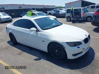 2007 BMW 3 Series 328i with VIN WBAWV13567PG07028, listed as a IAAI auction lot 41904202 with 141,518 mi miles and . Bid and sale history available at DreamBid. Image 1.