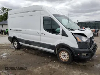 2021 Ford Transit Cargo с VIN 1FTBR1X87MKA53899, выставлен на аукционе Copart как лот 53969705 с пробегом 94 115 миль миль и Списание • Salvage title. История ставок и продаж доступна на DreamBid. Изображение 4.