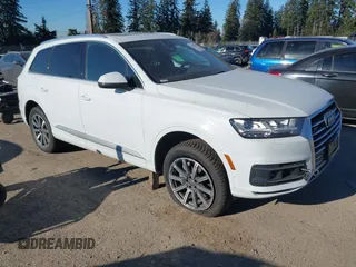 2019 Audi Q7 Premium Plus z VIN WA1LAAF78KD006428, wystawiony jako IAAI lot #41432030 z przebiegiem 63 380 mil mil oraz . Historia ofert i sprzedaży dostępna na DreamBid. Obrazek 1.