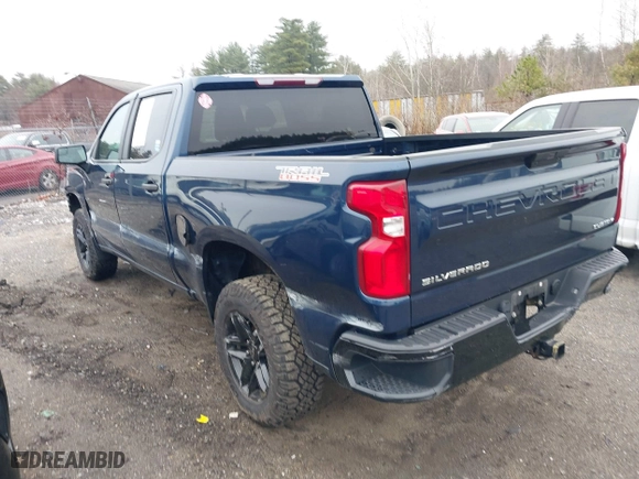 2019 Chevrolet Silverado 1500 Custom Trail Boss with VIN 1GCPYCEH6KZ400716, listed as a IAAI auction lot 41919009 with 57,091 mi miles. Bid and sale history available at carsss.com. Image 3.